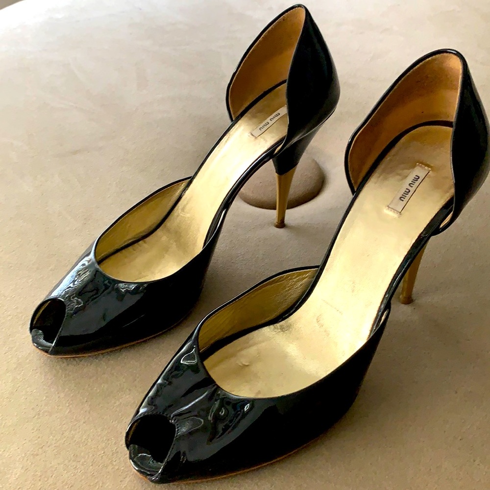 Patent leather Heels